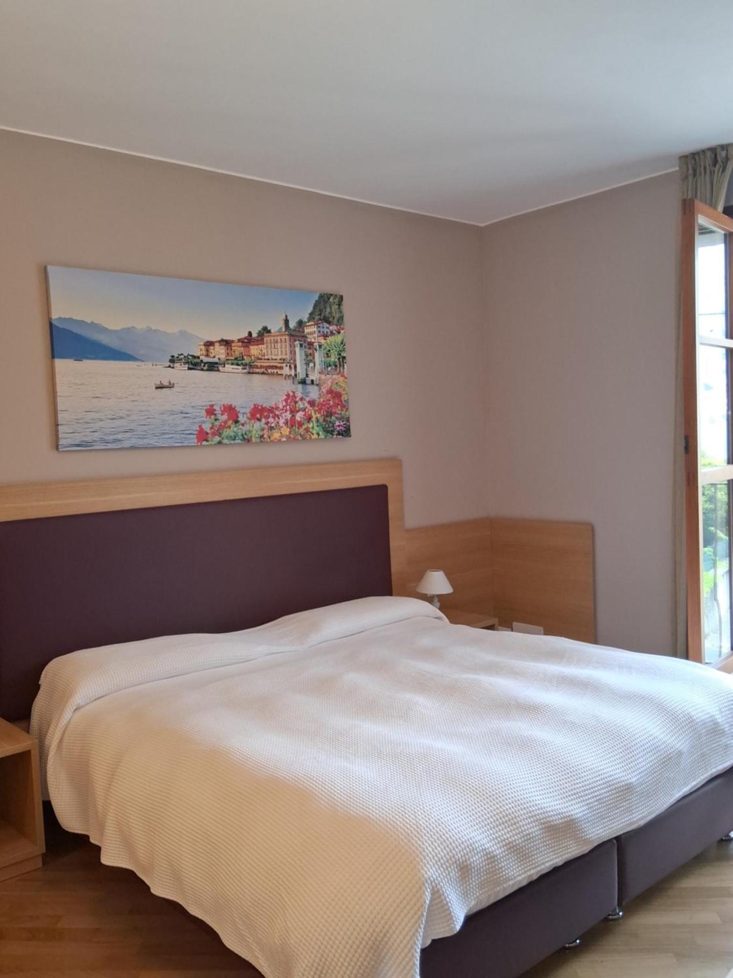 Hotel Ristorante Vapore Faggeto Lario Екстериор снимка
